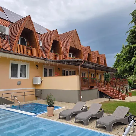 Varkonyi Wellness Bogacs
